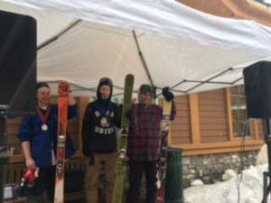 Nykolas Desharnais comp podium