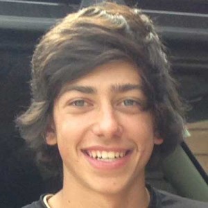 Grifen-Moller-headshot